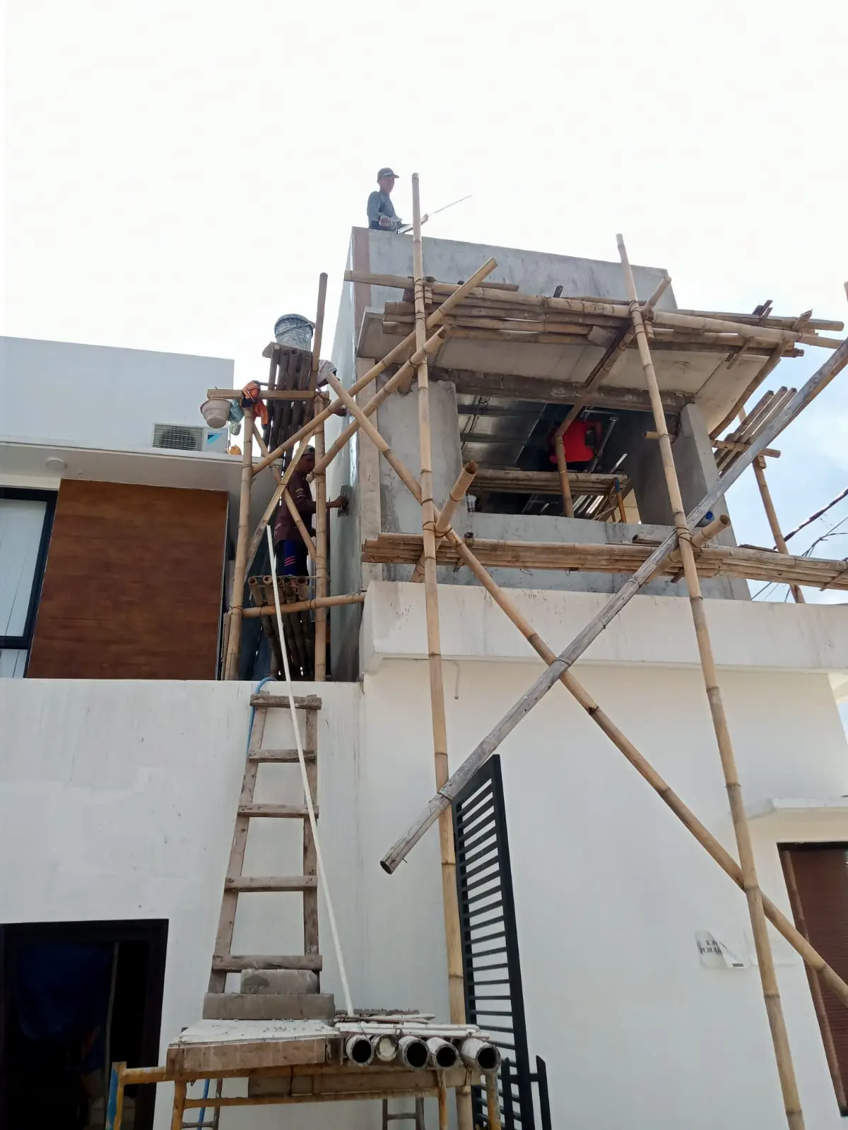 Topping Off